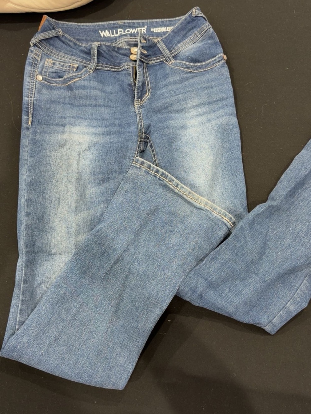 Wallflower Women's Light Blue Skinny Jeans with Faded Detail